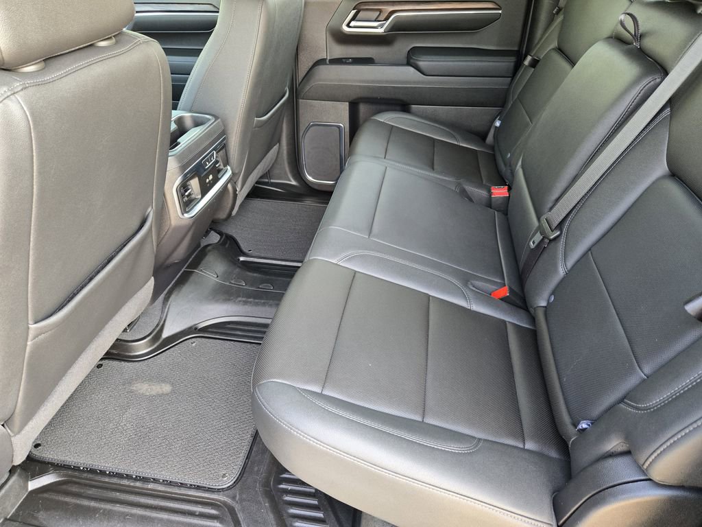 Used 2024 GMC Sierra 1500 SLT w/ SLT Premium Plus Package RWD image 28