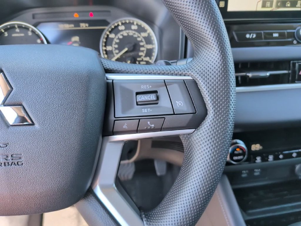 New 2026 Mitsubishi Outlander ES AWD/4WD image 27