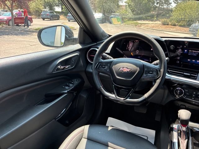 Used 2024 Chevrolet Trax RS w/ Driver Confidence Package FWD image 17