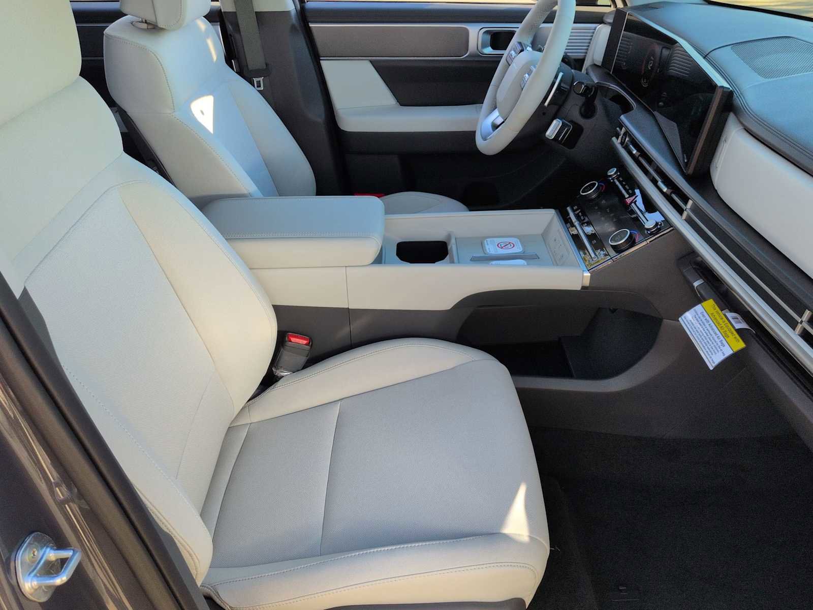 New 2026 Hyundai Santa Fe SE image 21