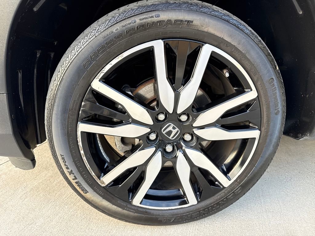 Used 2022 Honda Pilot Elite image 11