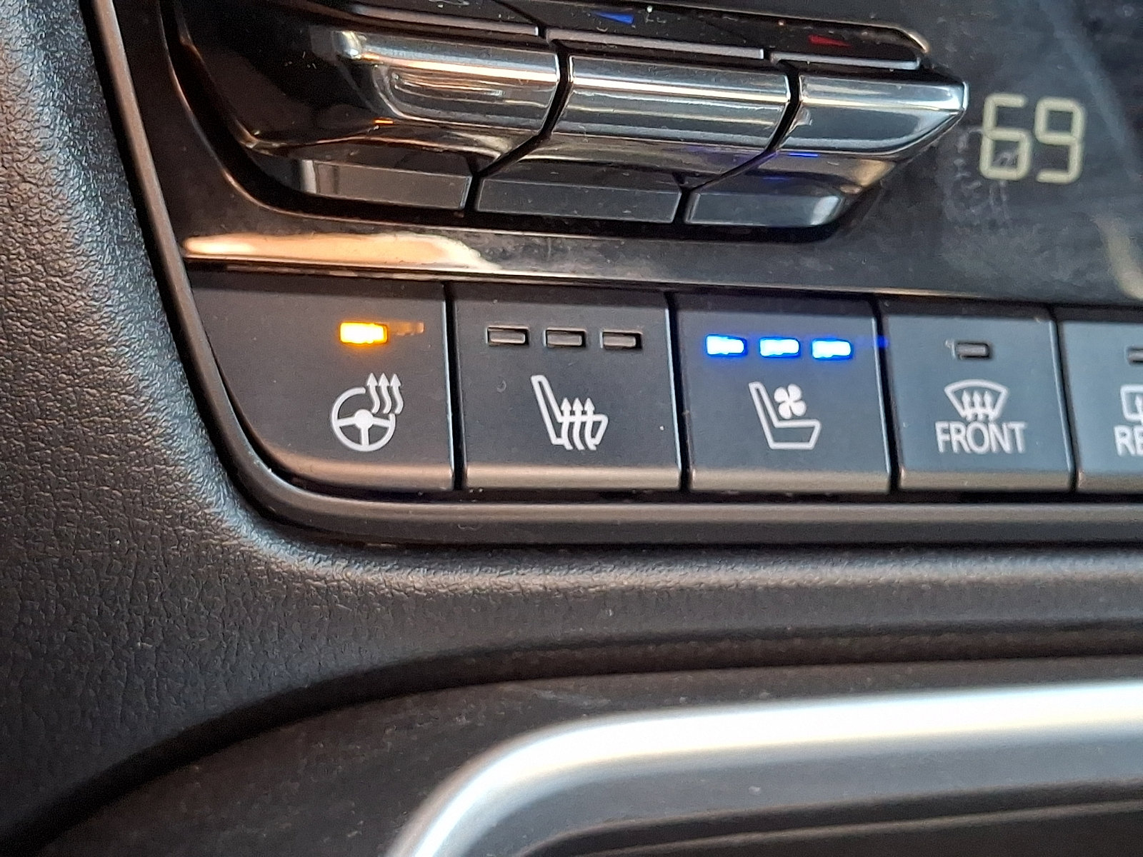 Certified 2024 MAZDA CX-90 Plug-In Hybrid w/ Premium Plus AWD/4WD image 30