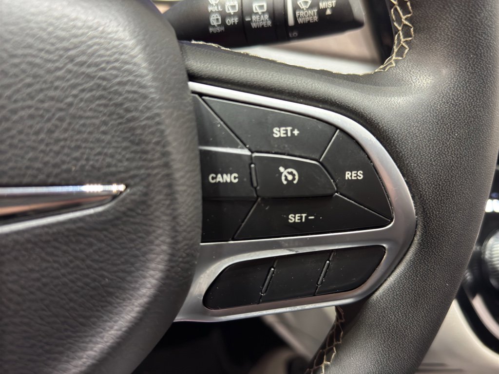 Used 2024 Chrysler Voyager LX image 26