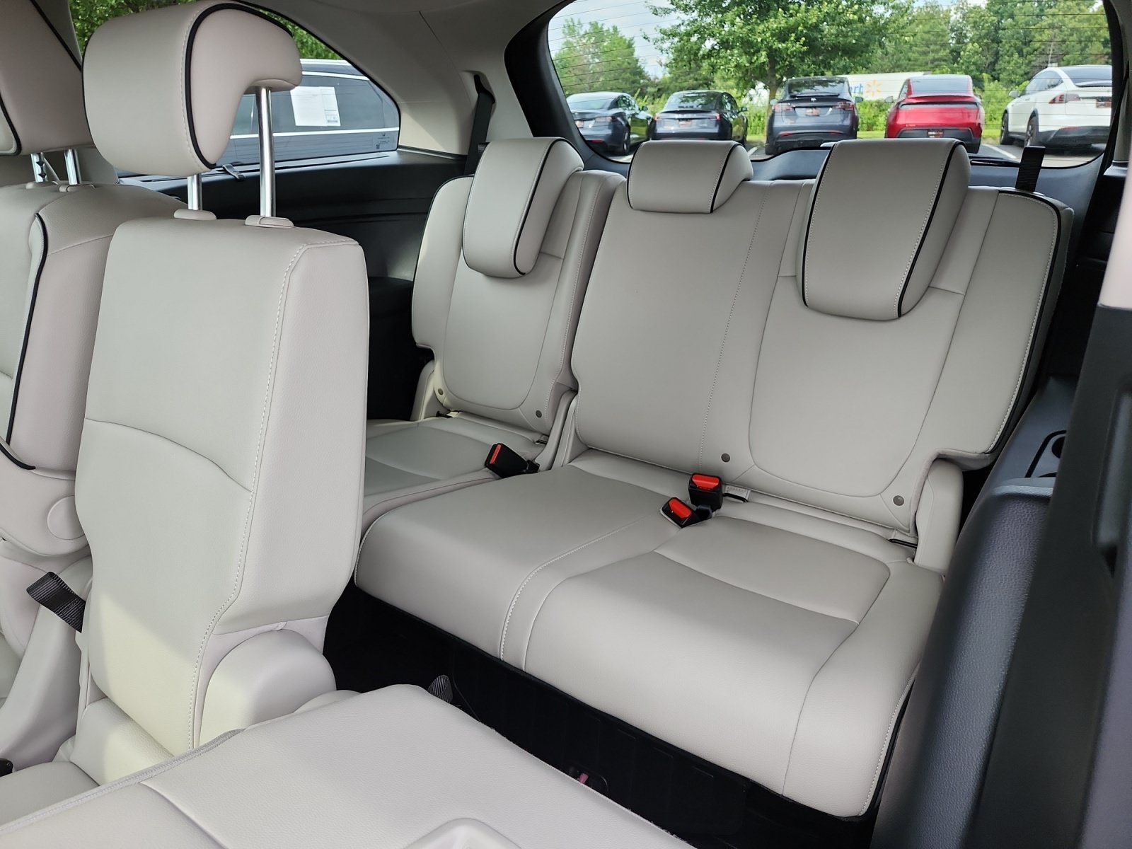 Used 2025 Honda Odyssey Touring image 17