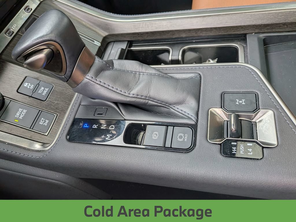 Used 2024 Lexus GX 550 w/ Accessory Package (2T) AWD/4WD image 24