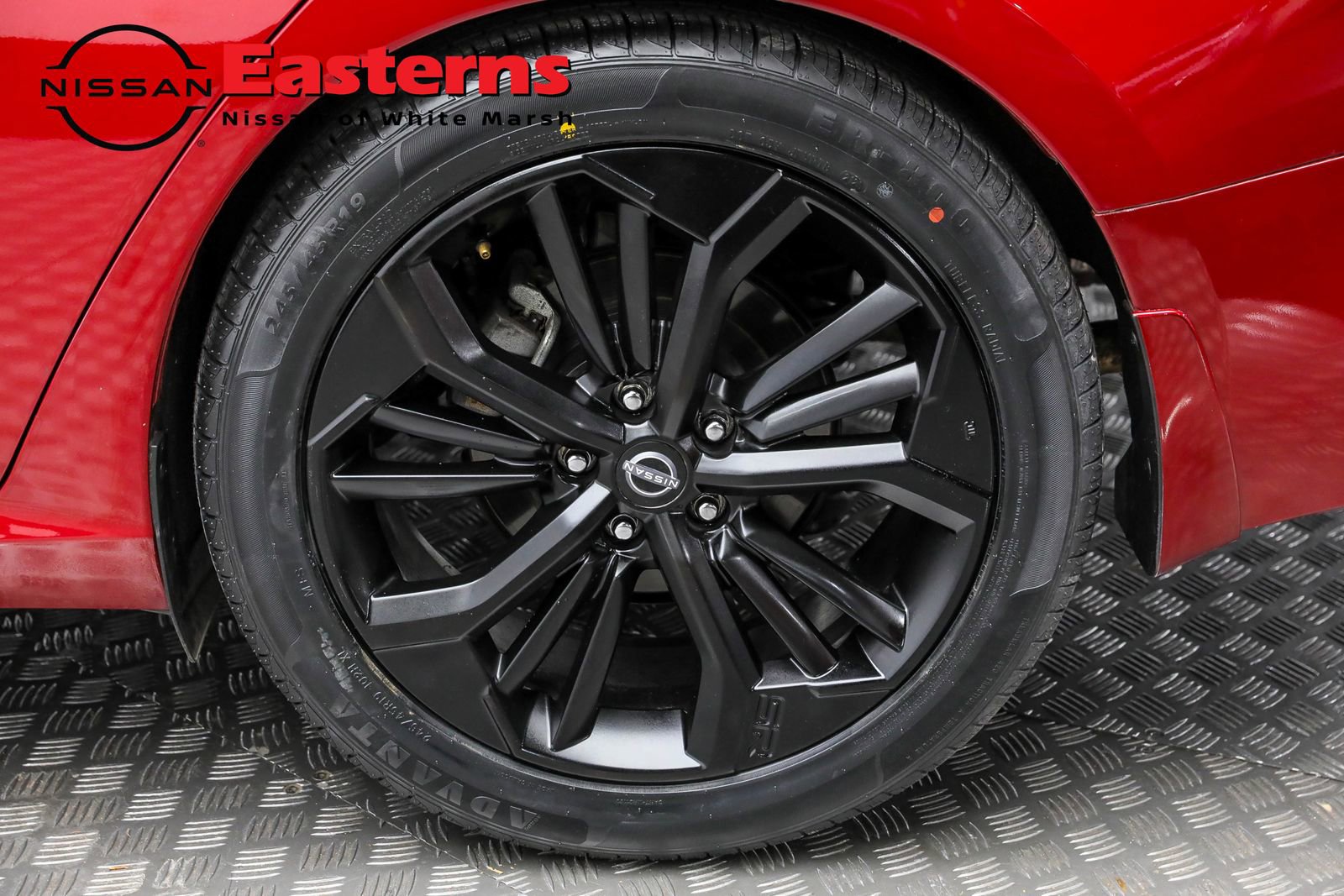 Used 2023 Nissan Altima 2.5 SR w/ SR Premium Package image 11