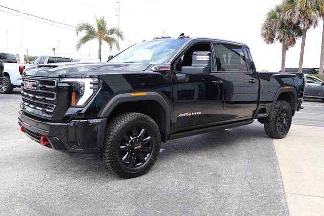 New 2026 GMC Sierra 3500 AT4 w/ AT4 Premium Plus Package AWD/4WD image 4