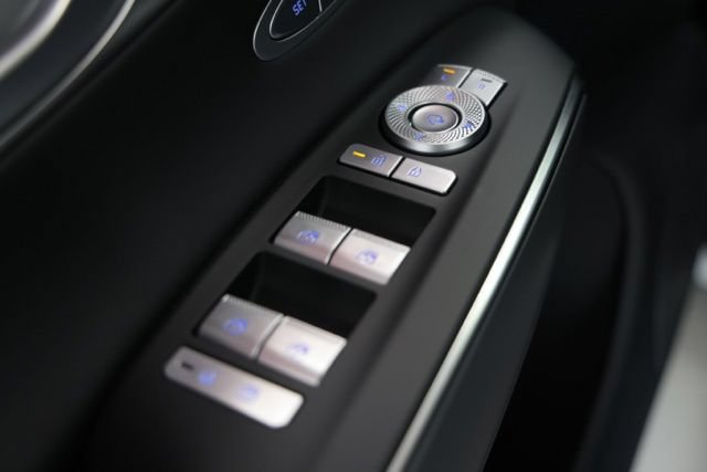 New 2027 Genesis GV70 2.5T Select AWD/4WD image 21