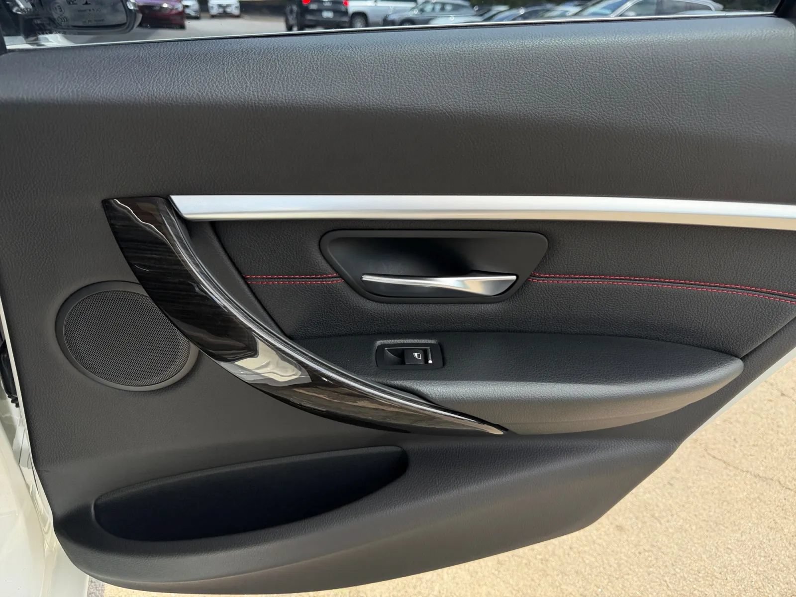 Used 2018 BMW 330i Sedan RWD image 27