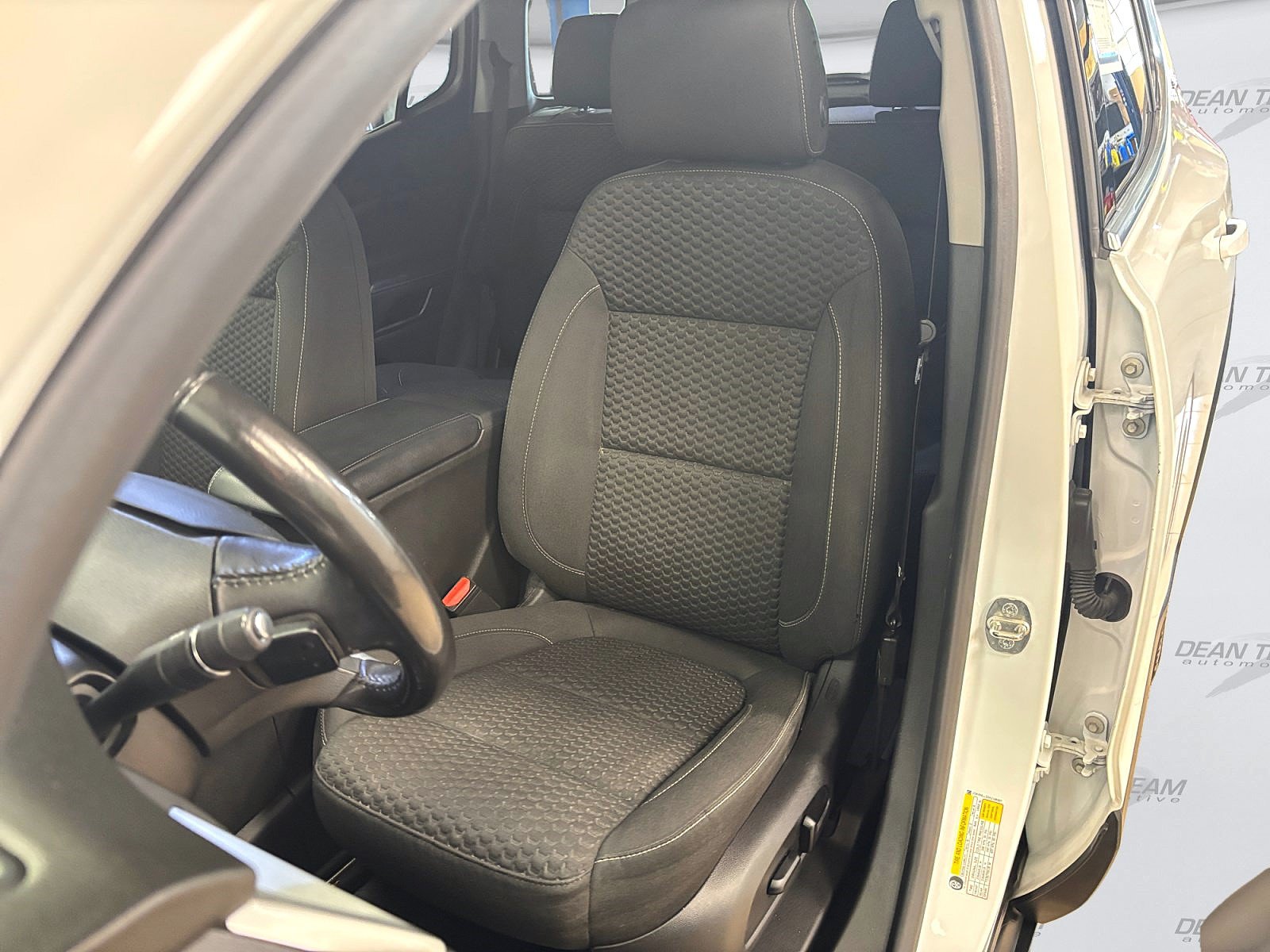 Used 2019 GMC Acadia SLE FWD image 34