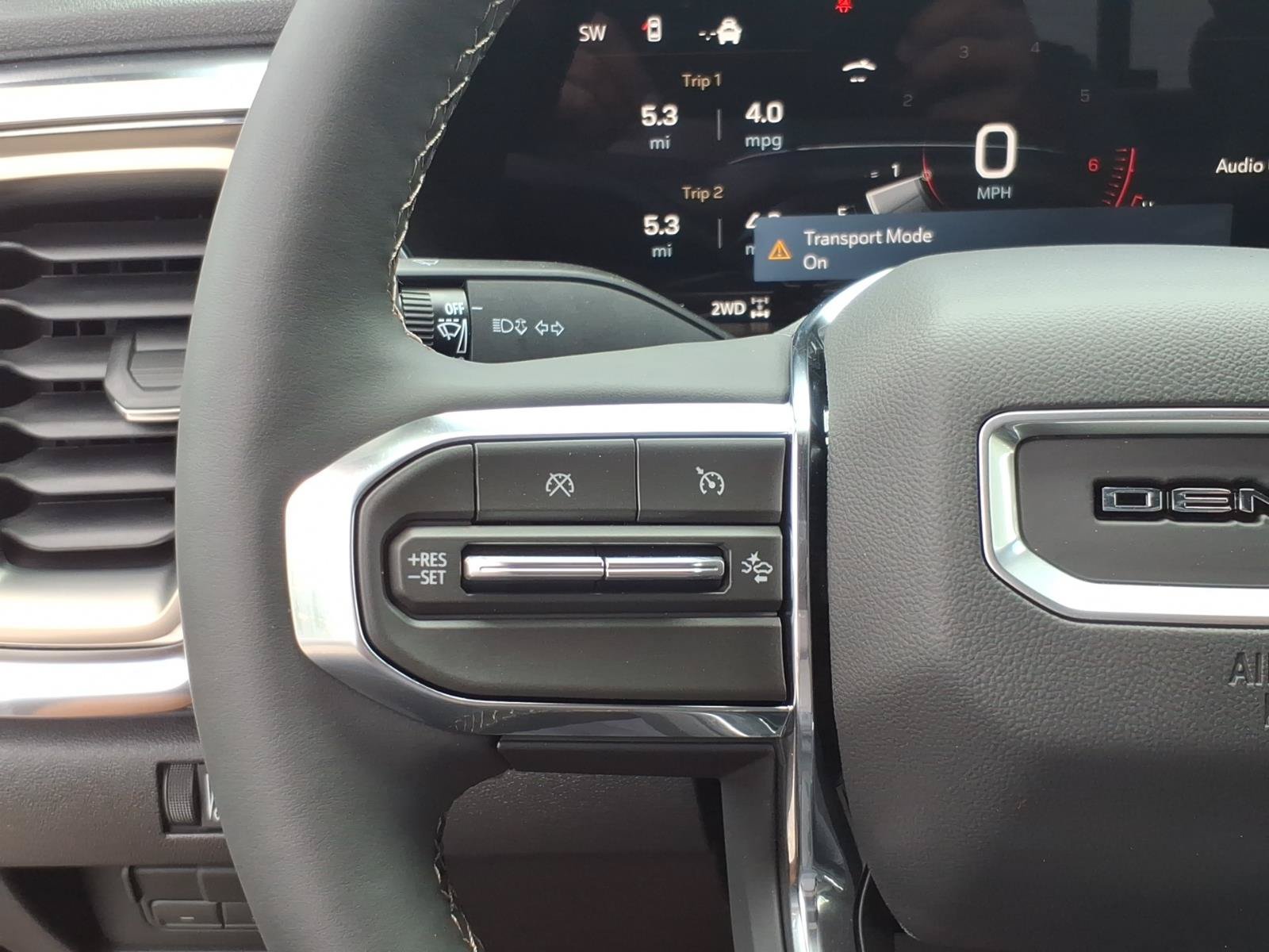 New 2026 GMC Canyon Denali w/ LPO, Denali Black Edition AWD/4WD image 15