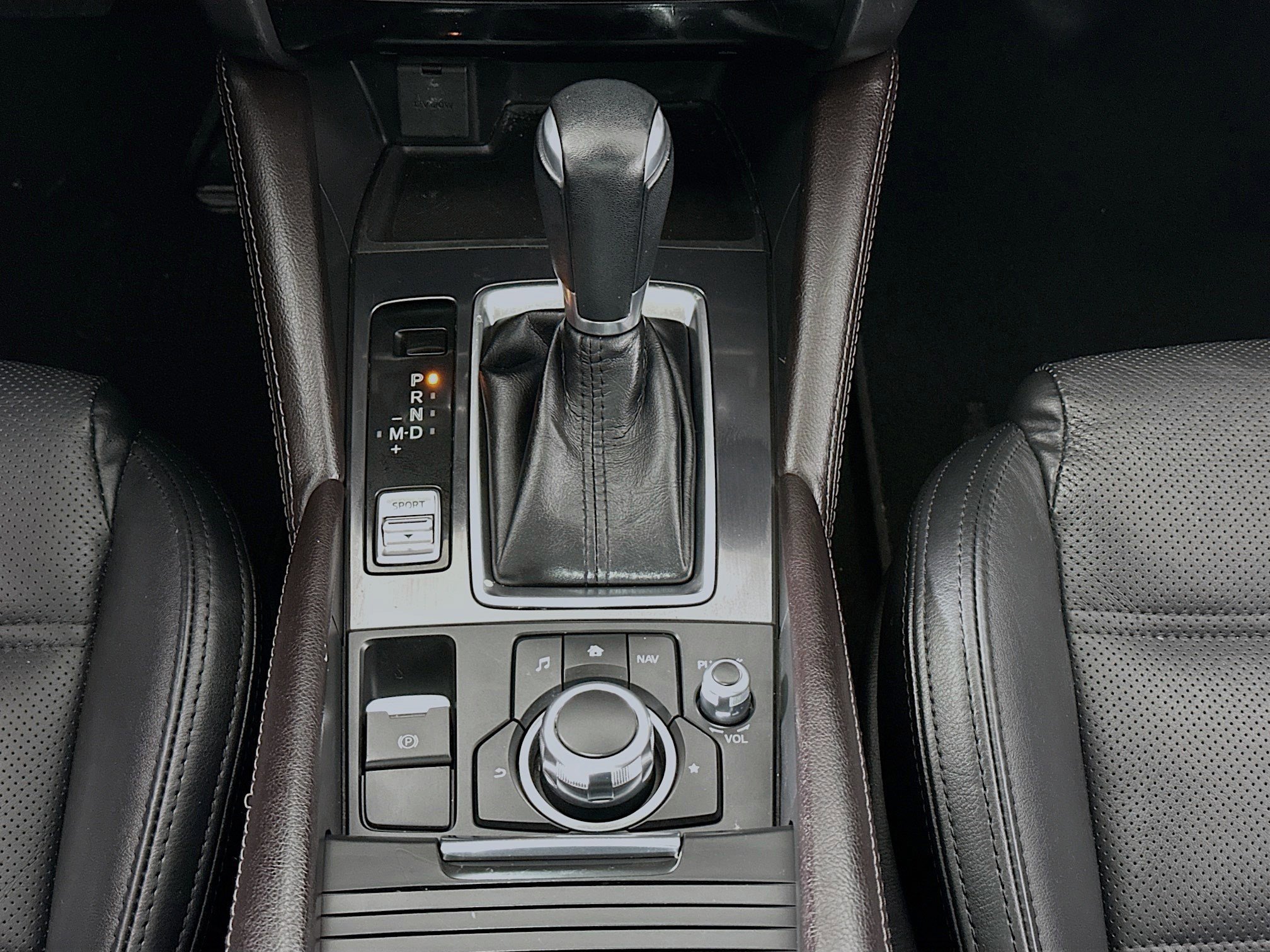 Used 2017 MAZDA MAZDA6 Grand Touring image 14