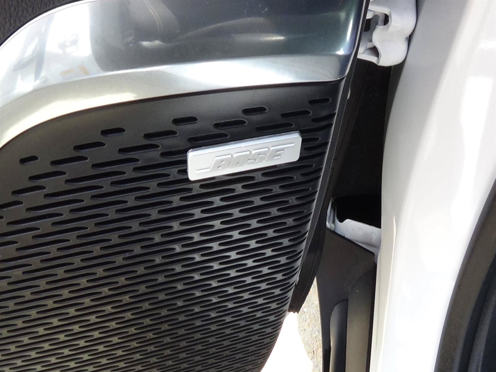 Used 2025 GMC Acadia Elevation FWD image 17