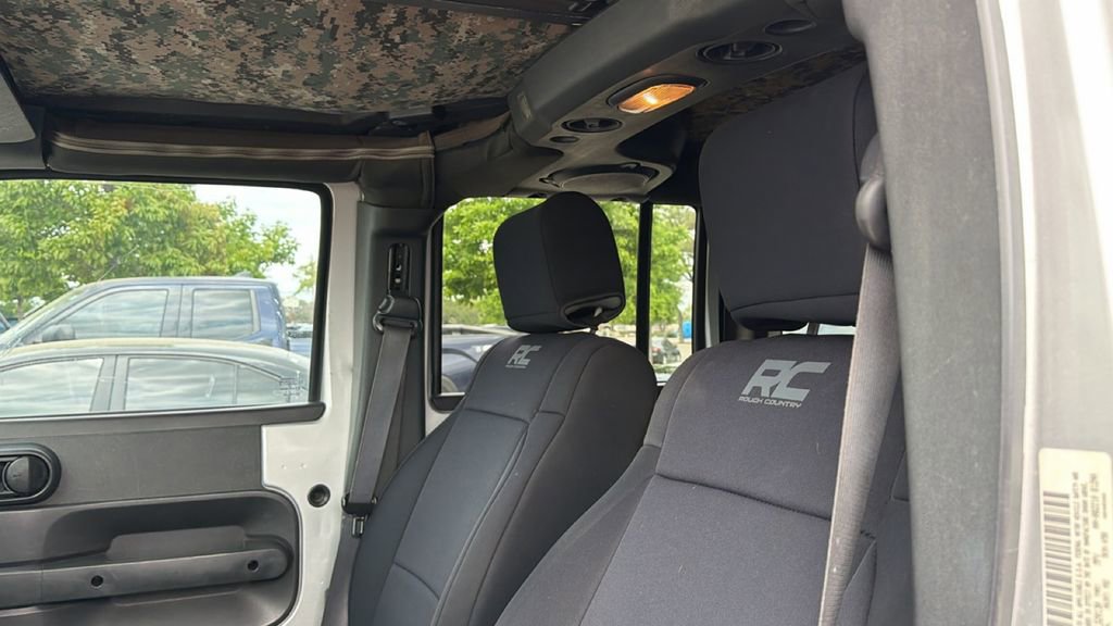 Used 2008 Jeep Wrangler X image 13