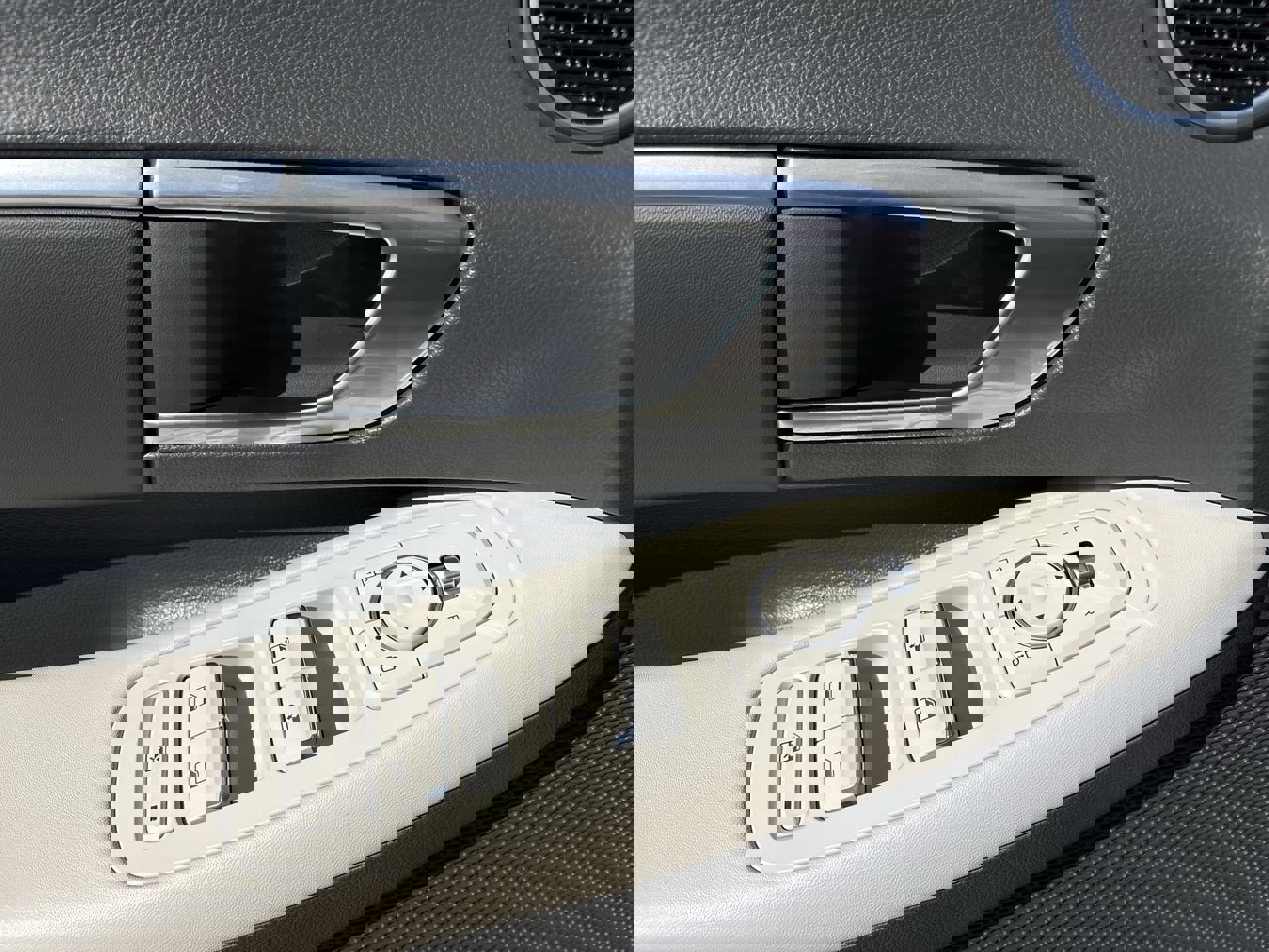 Used 2023 Hyundai Sonata SEL FWD image 12