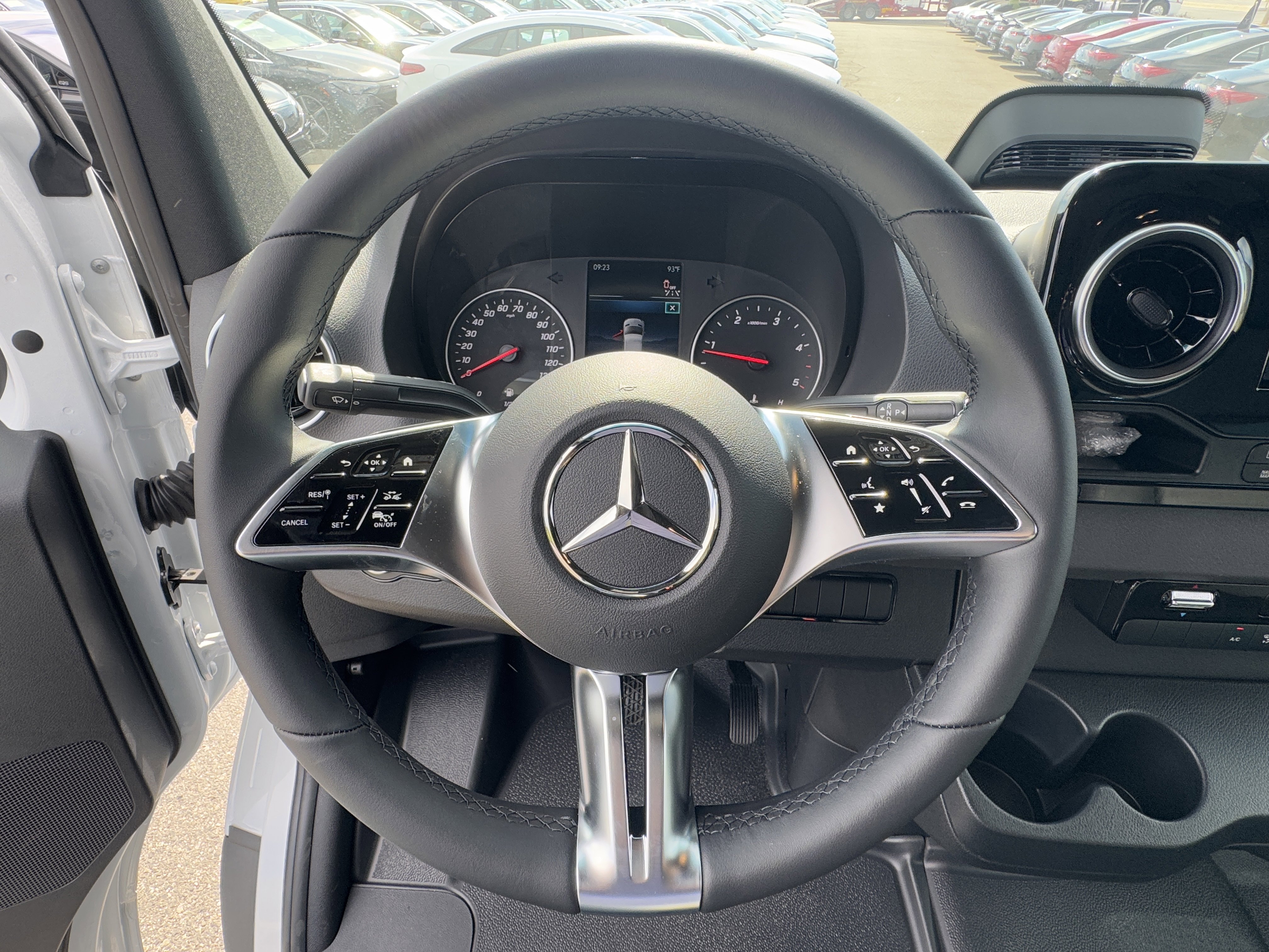 New 2025 Mercedes-Benz Sprinter 2500 image 26