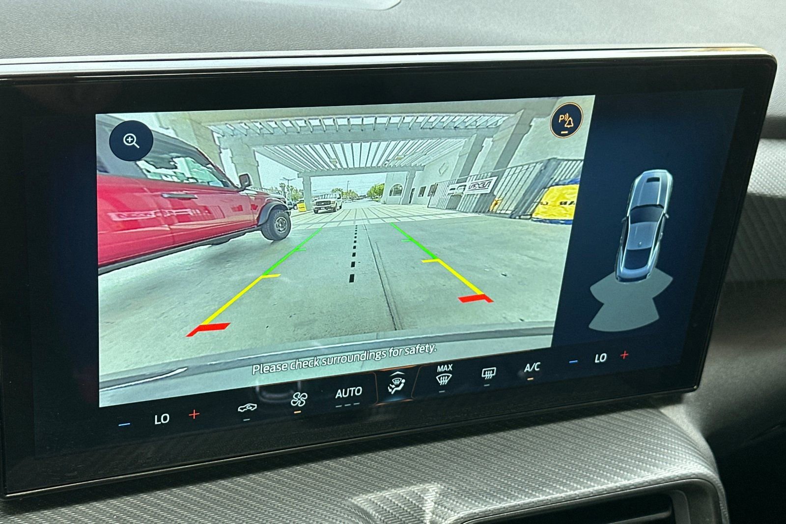 Used 2025 Ford Mustang Coupe image 18