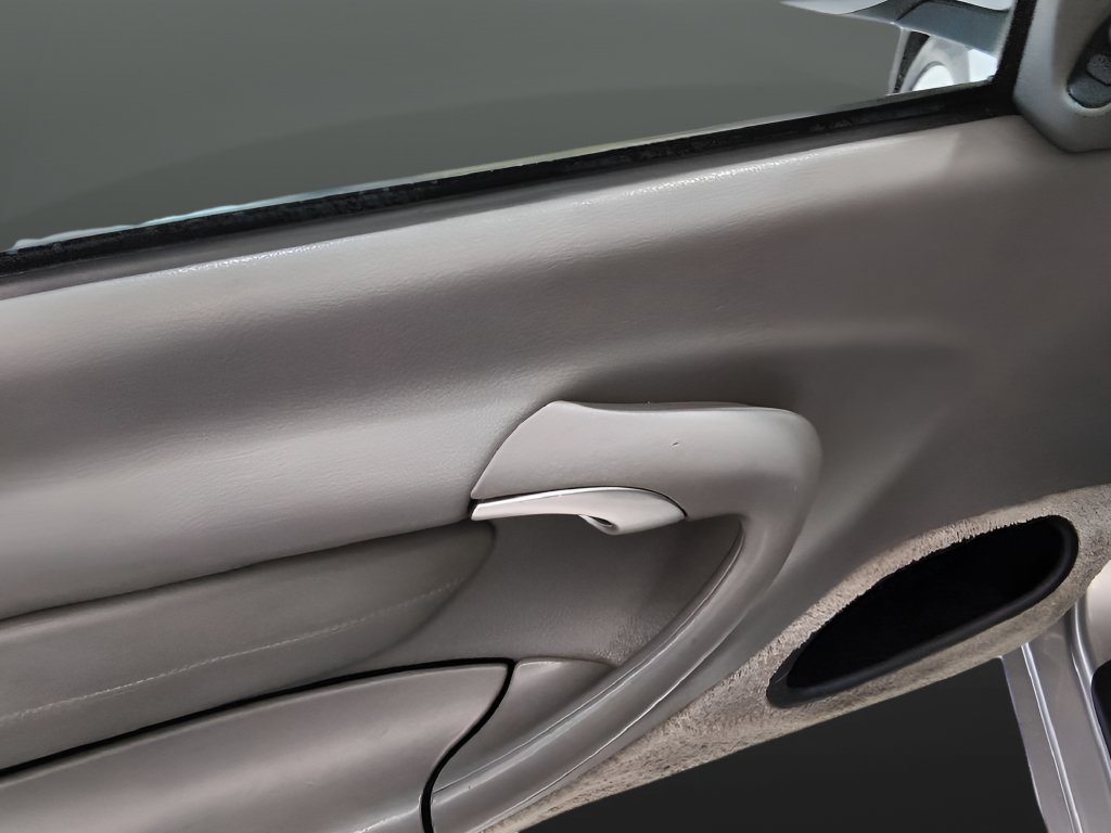 Used 2001 Porsche 911 Carrera RWD image 15