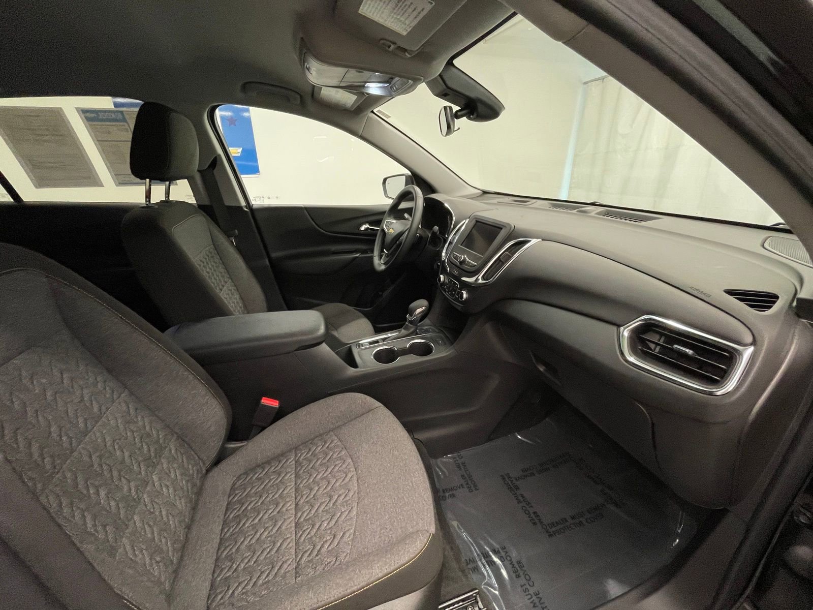 Used 2024 Chevrolet Equinox LT image 8