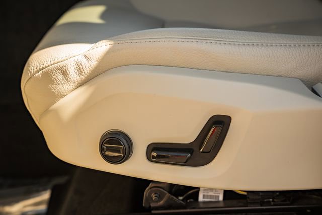 Certified 2023 Volvo XC60 B5 Plus w/ Climate Package image 35