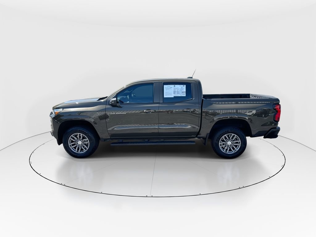 Used 2023 Chevrolet Colorado LT w/ LT Convenience Package image 5