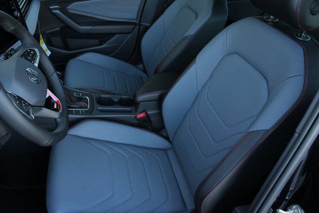 New 2026 Volkswagen Jetta GLI Autobahn FWD image 4