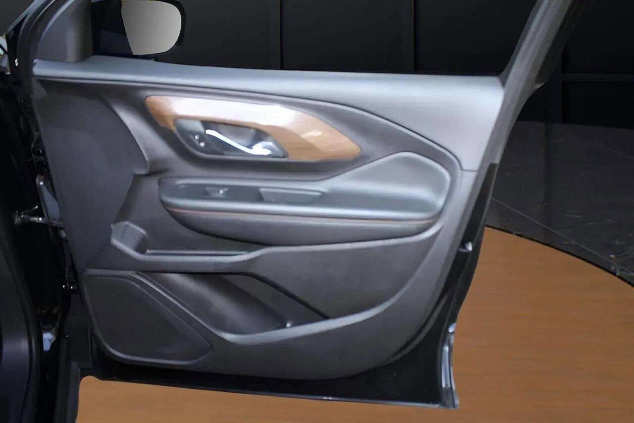 Used 2018 GMC Terrain SLE w/ Driver Convenience Package image 33