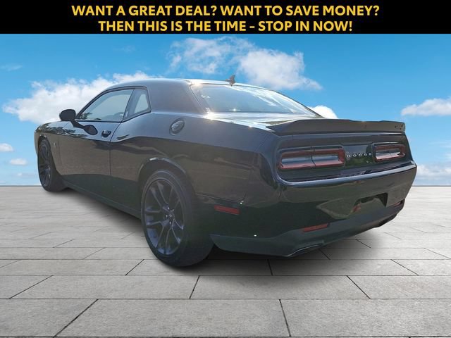 Used 2022 Dodge Challenger R/T Scat Pack RWD image 5
