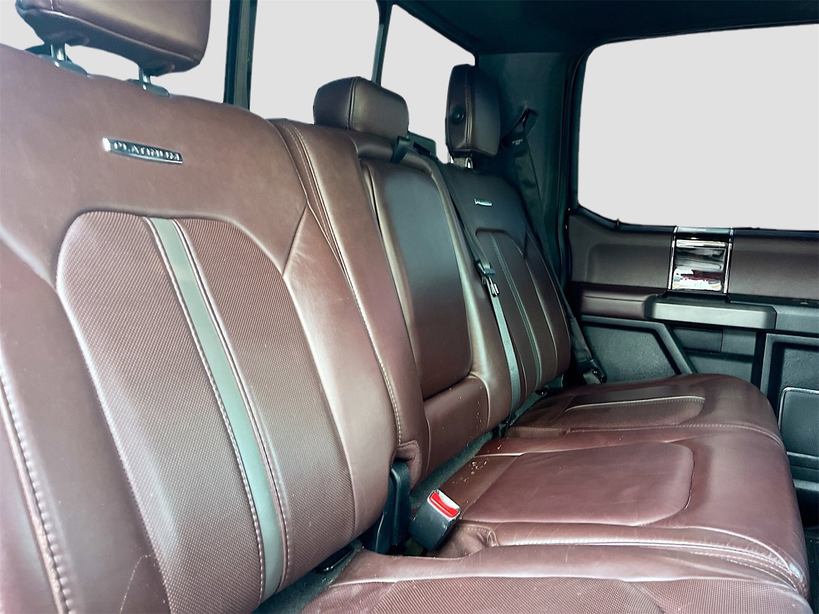 Used 2017 Ford F150 Platinum w/ Equipment Group 701A Luxury image 28