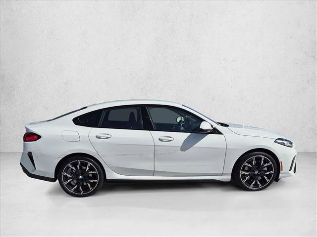 Certified 2025 BMW 228i xDrive w/ Technology Package AWD/4WD image 4