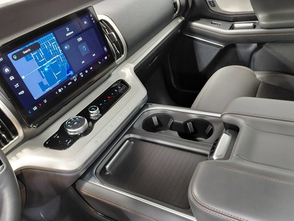 Certified 2025 Ford Expedition Active AWD/4WD image 31