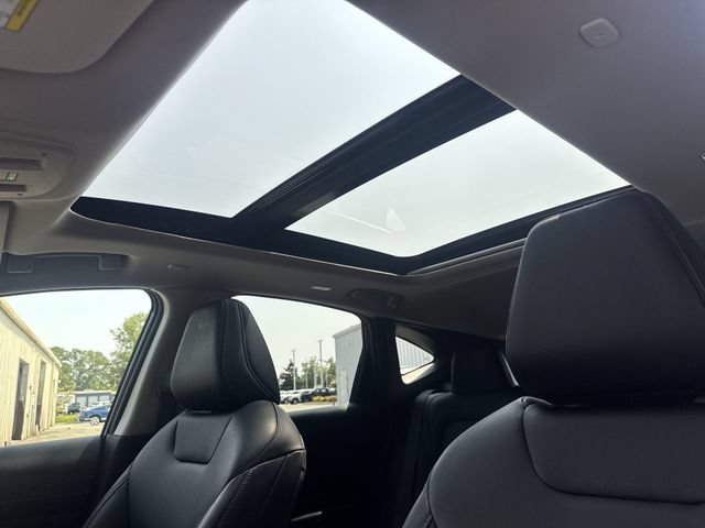 Certified 2025 Nissan Murano SL AWD/4WD image 31