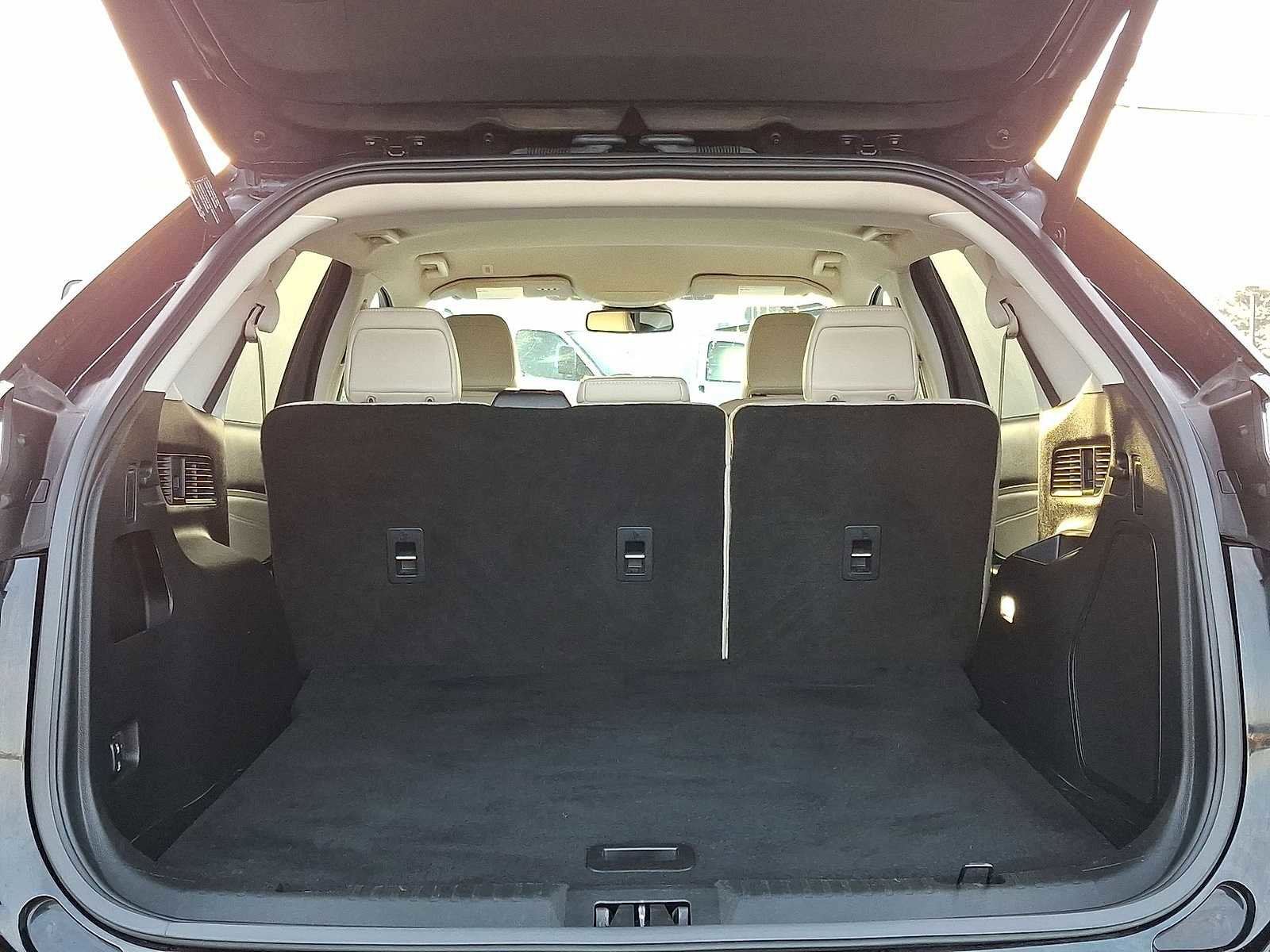 Used 2022 Ford Edge Titanium image 30