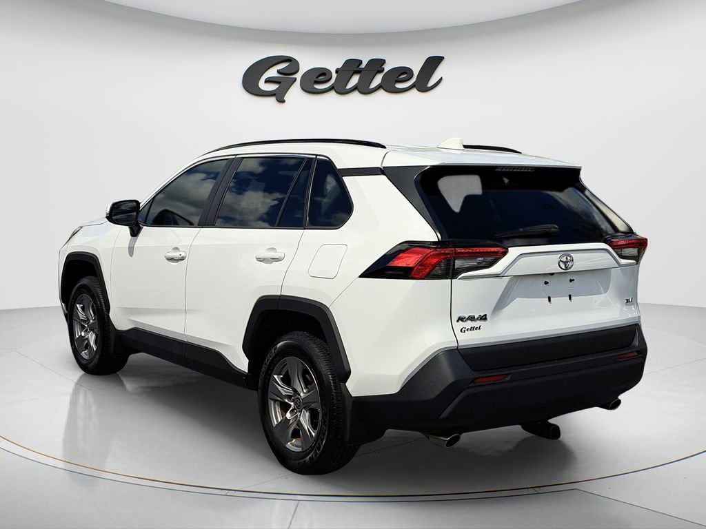 Used 2024 Toyota RAV4 XLE w/ Convenience Package image 6