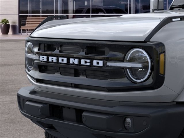 New 2026 Ford Bronco Outer Banks AWD/4WD image 19