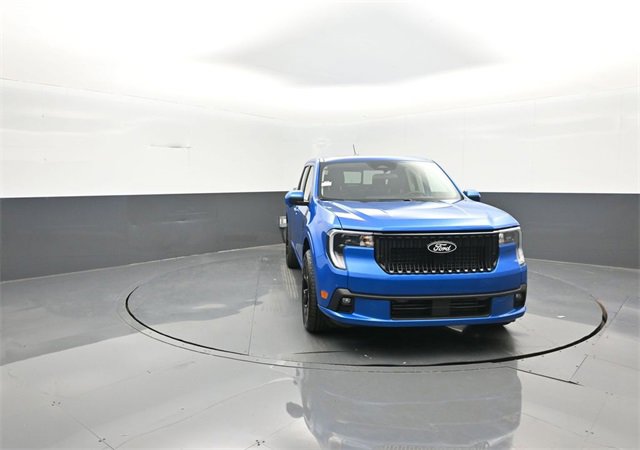 New 2025 Ford Maverick Lobo image 2