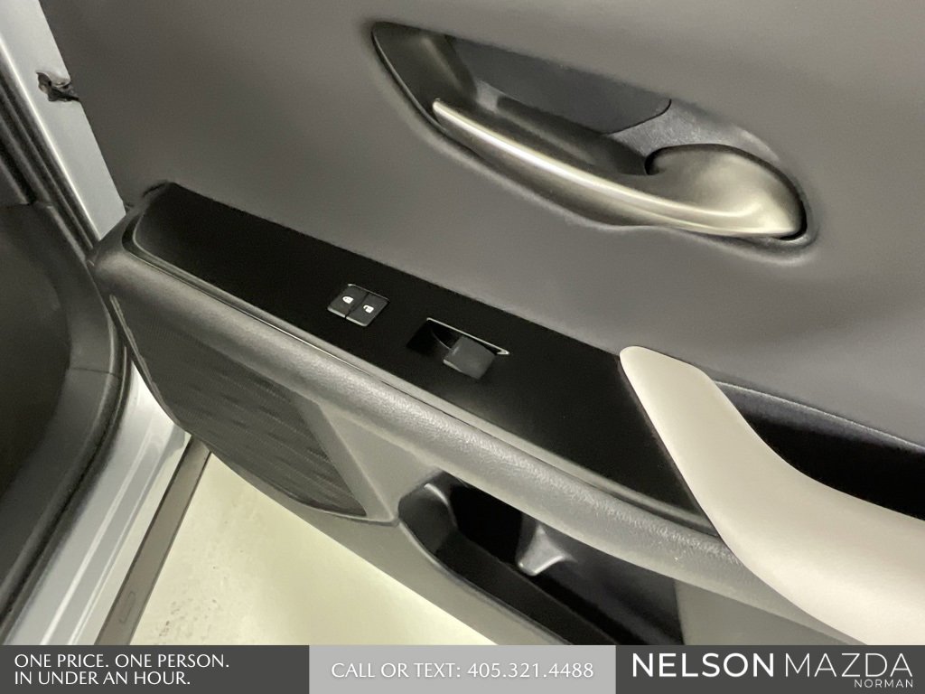 Used 2023 Lexus UX 250h FWD w/ Accessory Package (Z2) image 21