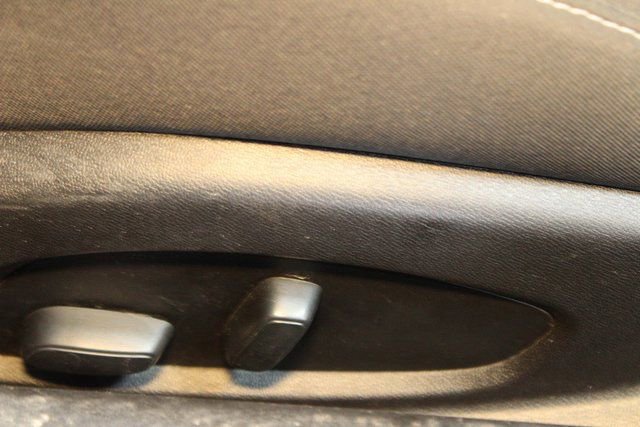 Used 2019 Chevrolet Camaro LS RWD image 13