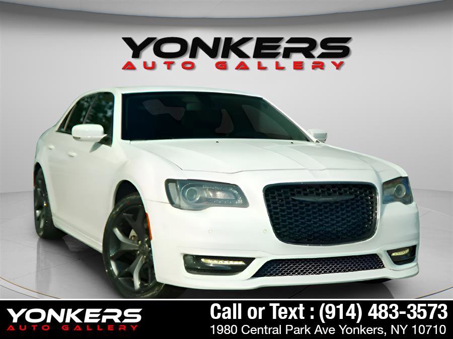 Used 2021 Chrysler 300 Touring L image 14