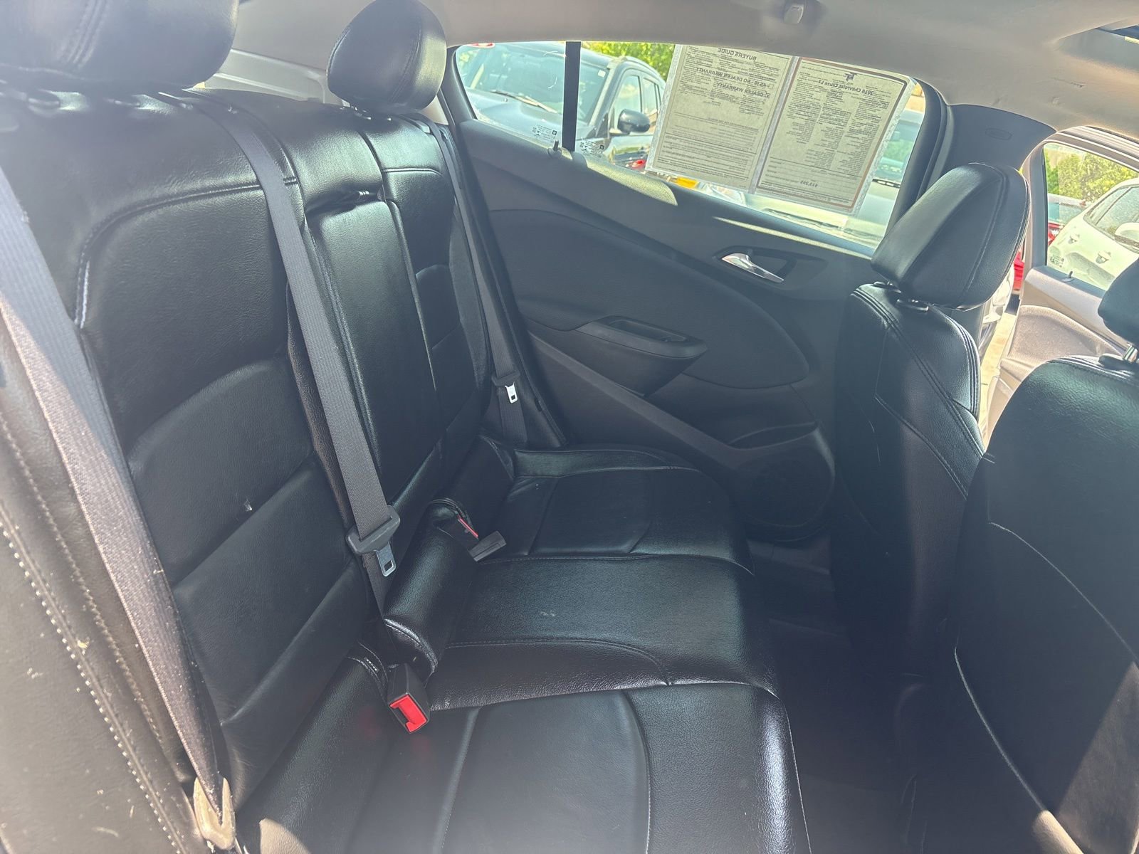 Used 2018 Chevrolet Cruze LT w/ Sun And Sound Package FWD image 20