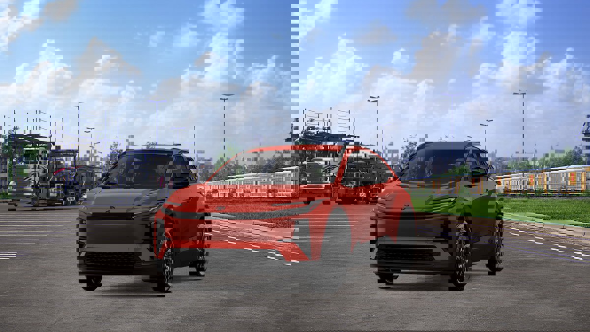 New 2026 Toyota C-HR AWD/4WD image 18