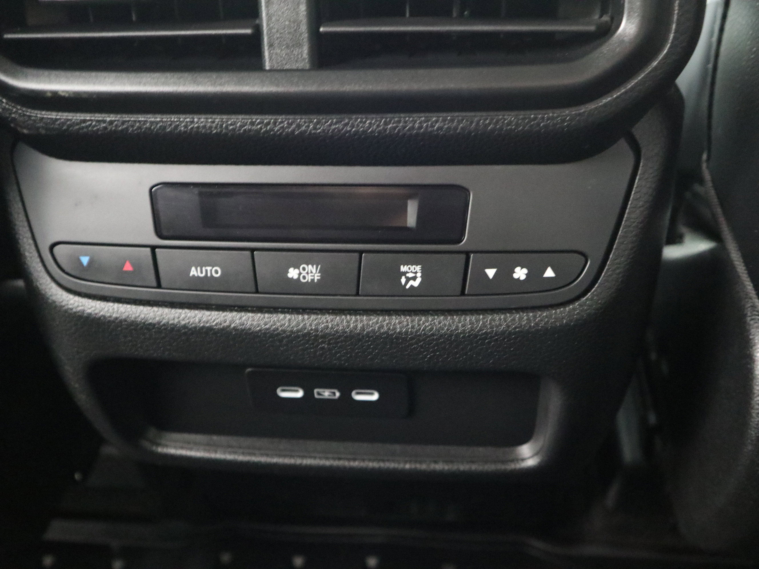 Used 2024 Honda Pilot EX-L image 17