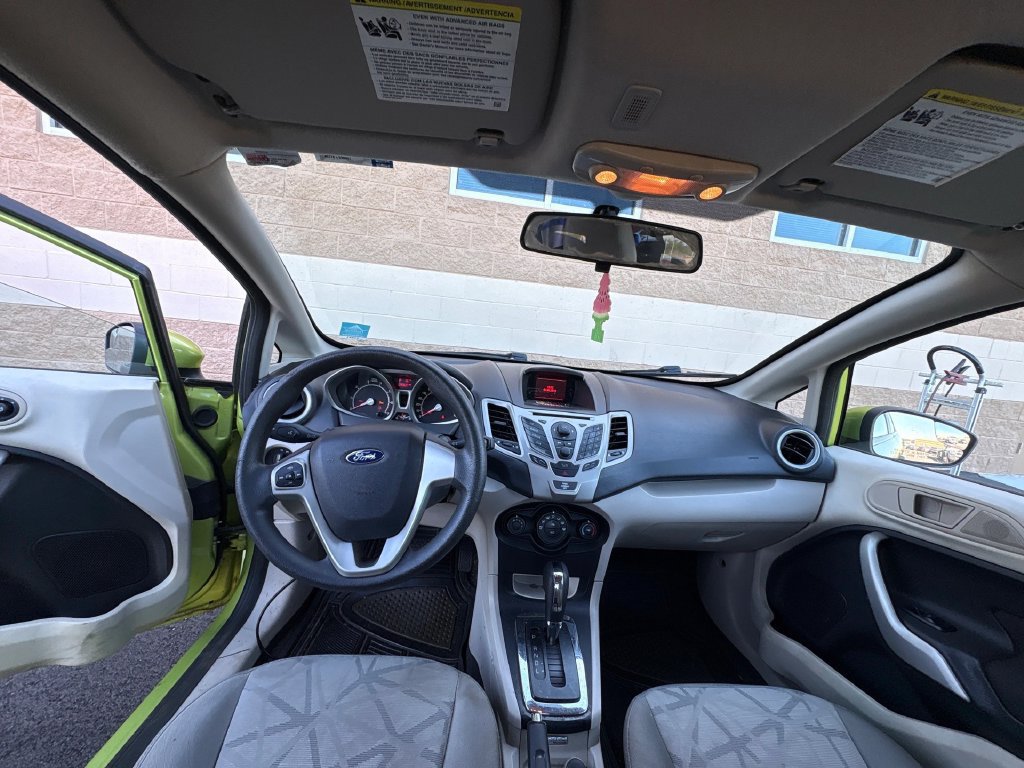 Used 2011 Ford Fiesta SE w/ 201A Rapid Spec Order Code FWD image 5