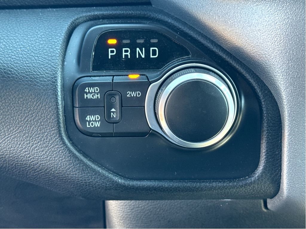 Used 2024 RAM 2500 Big Horn w/ Bed Utility Group image 22