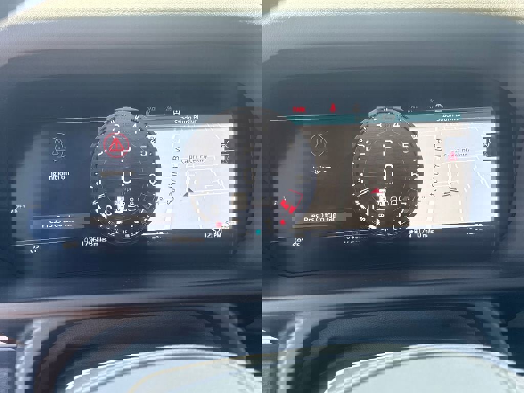 Used 2025 Land Rover Defender 110 Sedona Red Edition AWD/4WD image 22