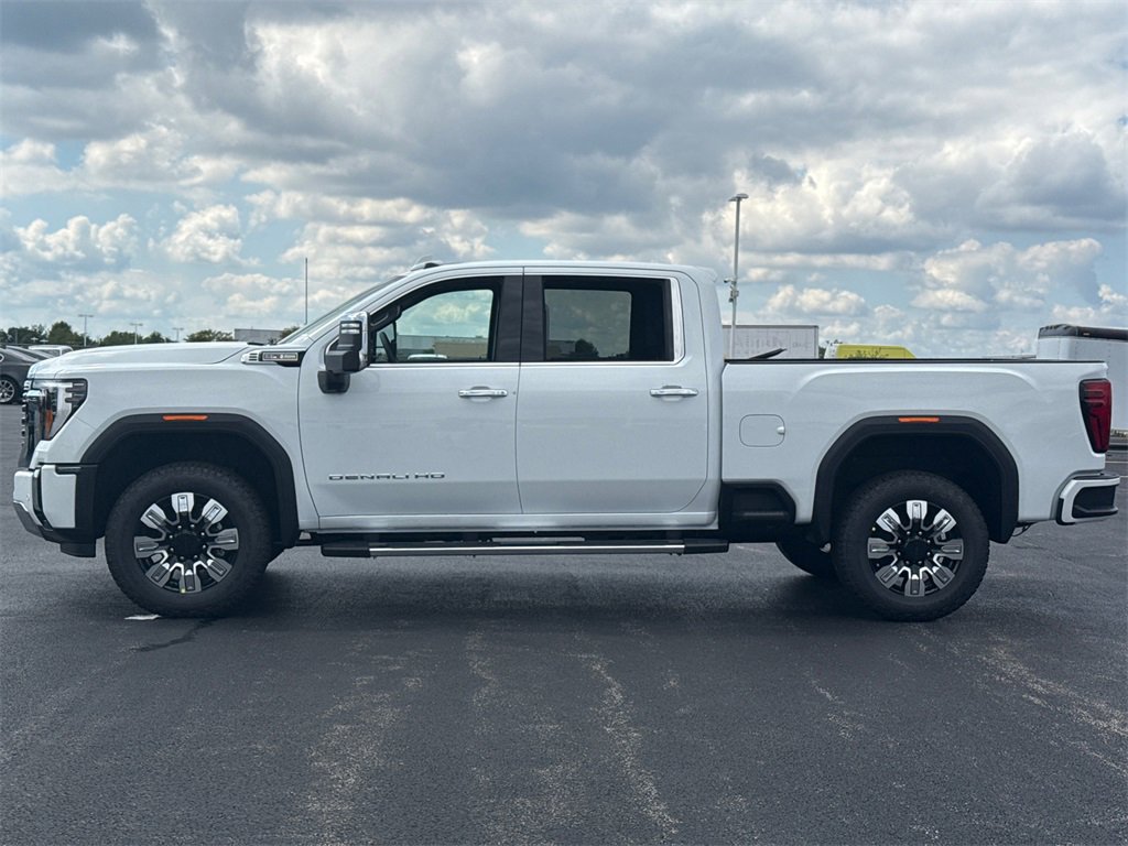 New 2026 GMC Sierra 2500 Denali w/ Denali Reserve Package image 5