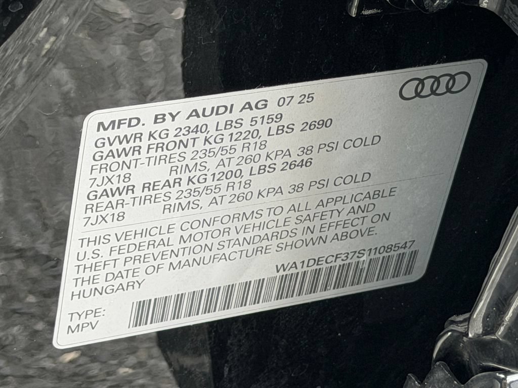 Certified 2025 Audi Q3 2.0T Premium w/ Convenience Package AWD/4WD image 9