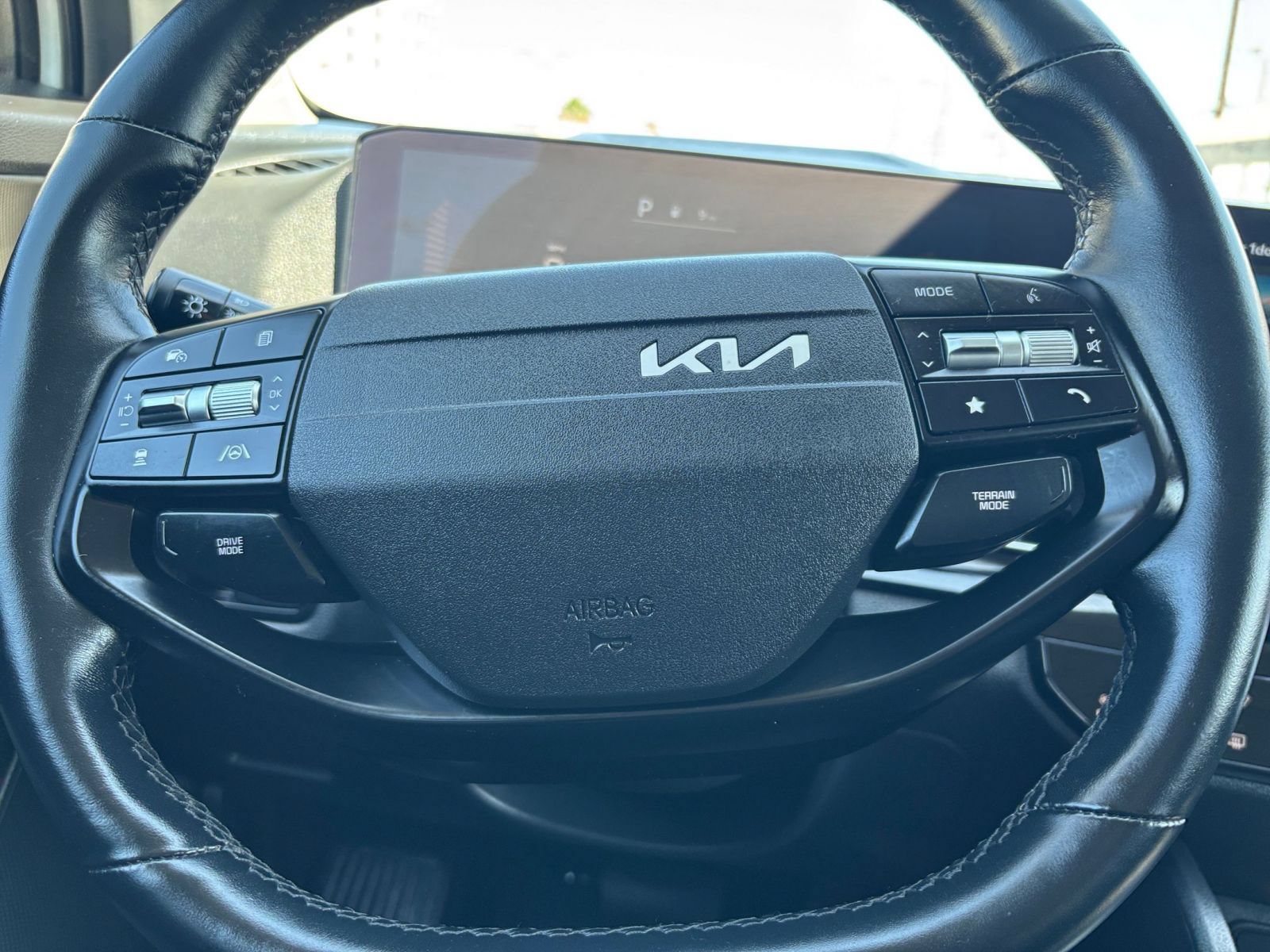 Used 2026 Kia Sportage LX AWD/4WD image 24
