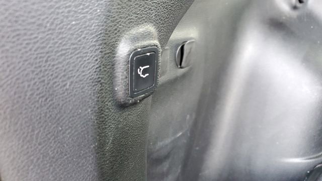 Certified 2020 Jeep Cherokee Limited w/ Trailer Tow Group image 30