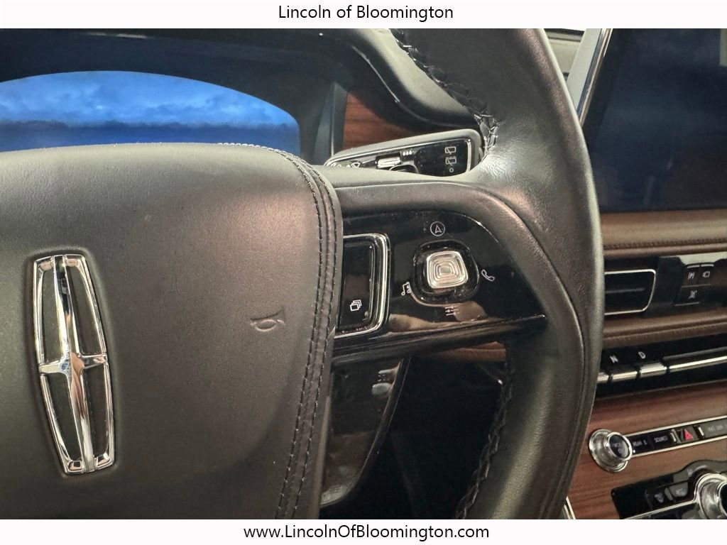 Used 2023 Lincoln Aviator Reserve w/ Equipment Group 201A AWD/4WD image 32